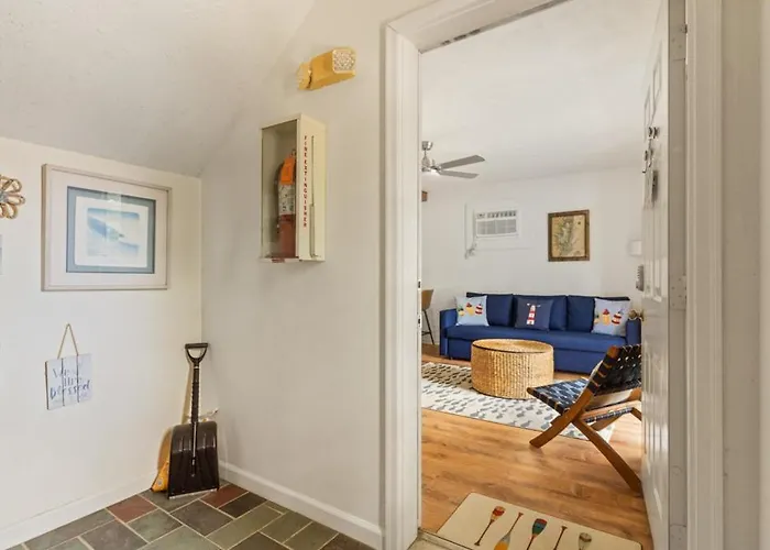 Renovated 1-bedroom With Pool, Bikes, & Access In North Ocean City, Md Apartment *