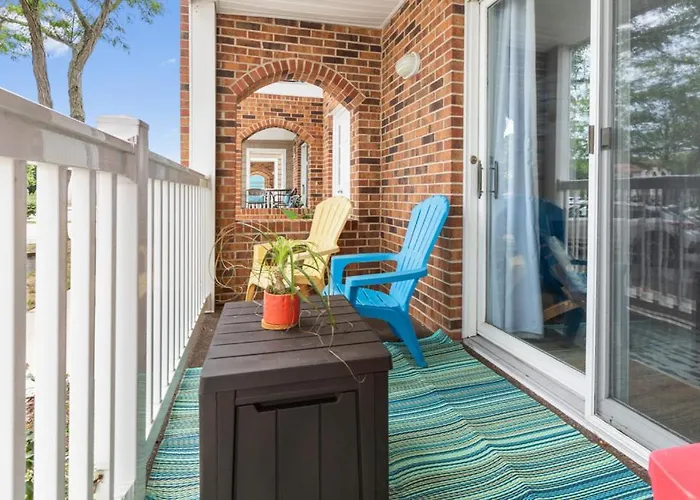 Renovated 1-bedroom With Pool, Bikes, & Access In North Ocean City, Md *